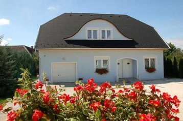 Ungaria Privát Bük, Exteriorul